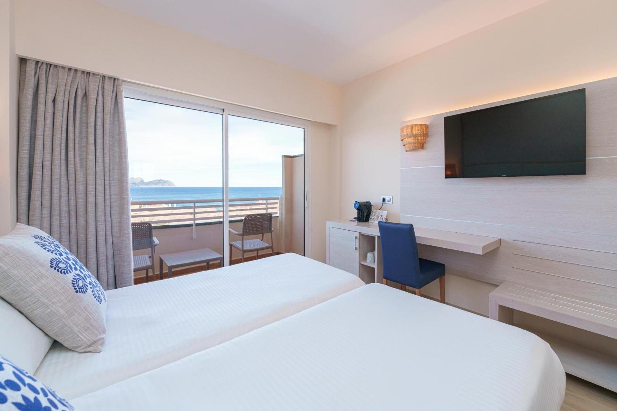 Ferrer Janeiro Hotel & Spa Can Picafort  Exterior photo