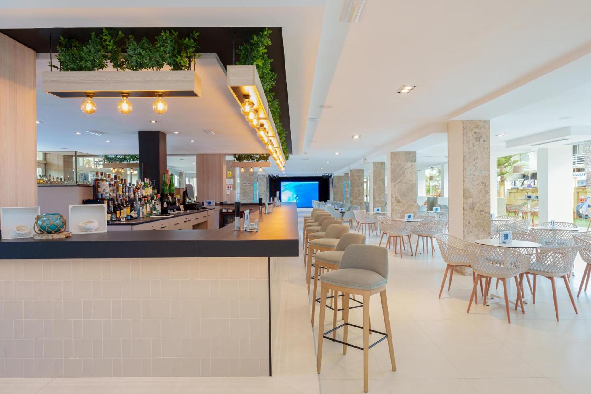 Ferrer Janeiro Hotel & Spa Can Picafort  Exterior photo