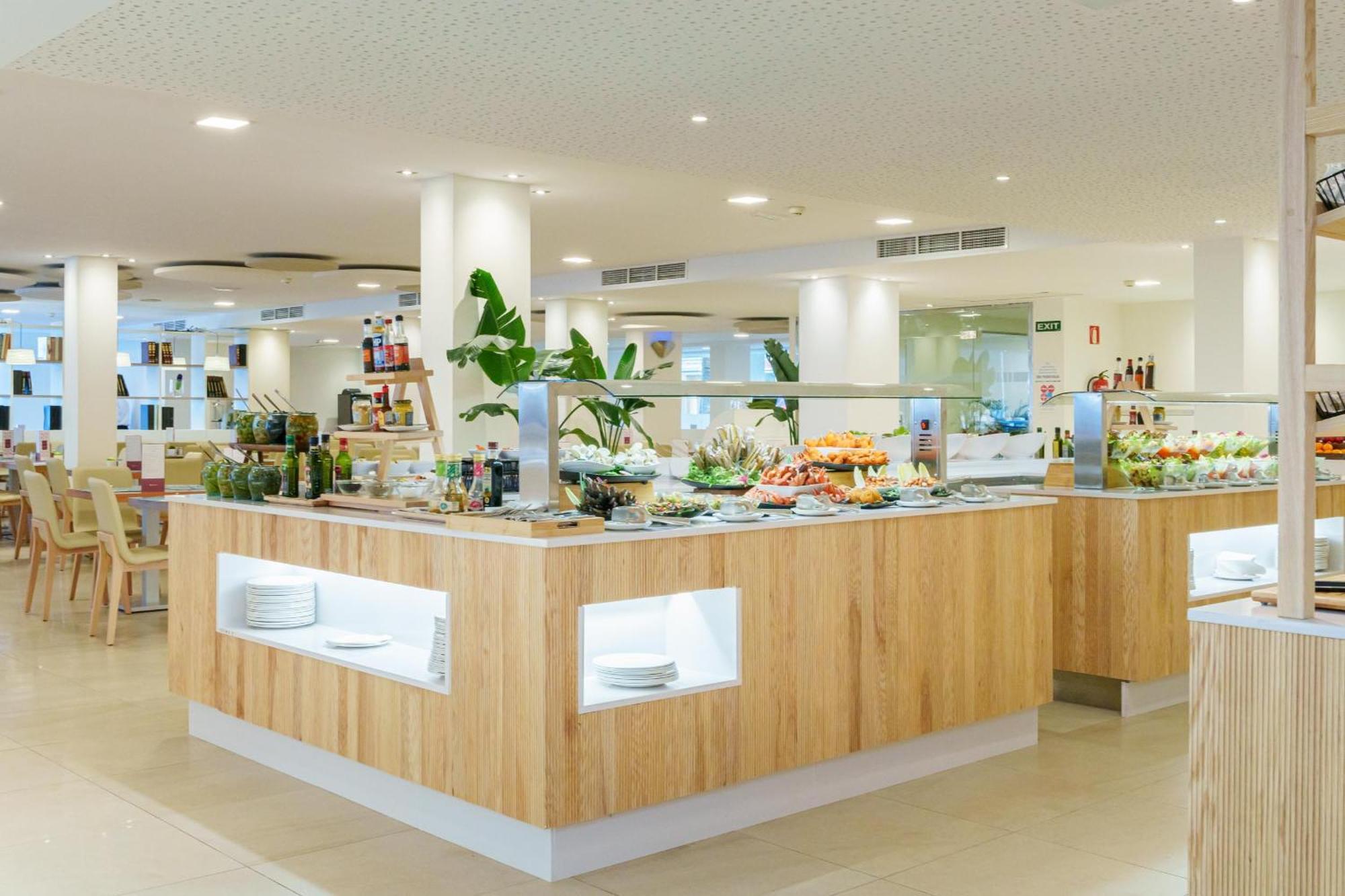 Ferrer Janeiro Hotel & Spa Can Picafort  Exterior photo